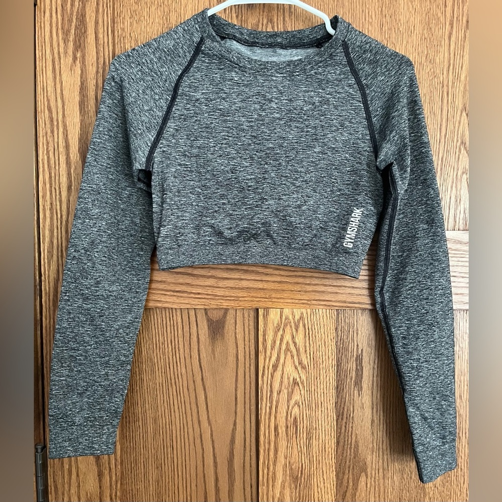Gymshark Adapt collection crop top. Sz Small. Static color.